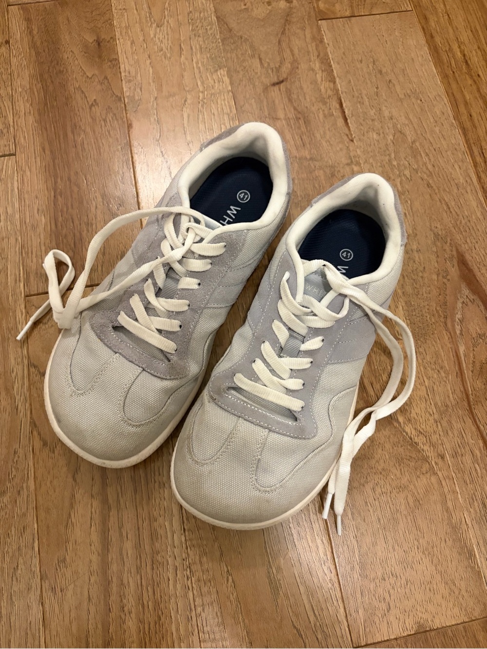 Size 41 whitin barefoot shoes